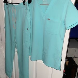 Figs Scrub Set. Limited edition Fresh Aqua.